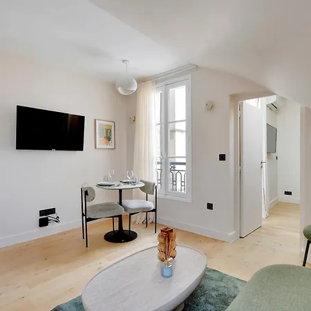 A C 1br 2p - Saint-lazare Les Champs Elysee Paris