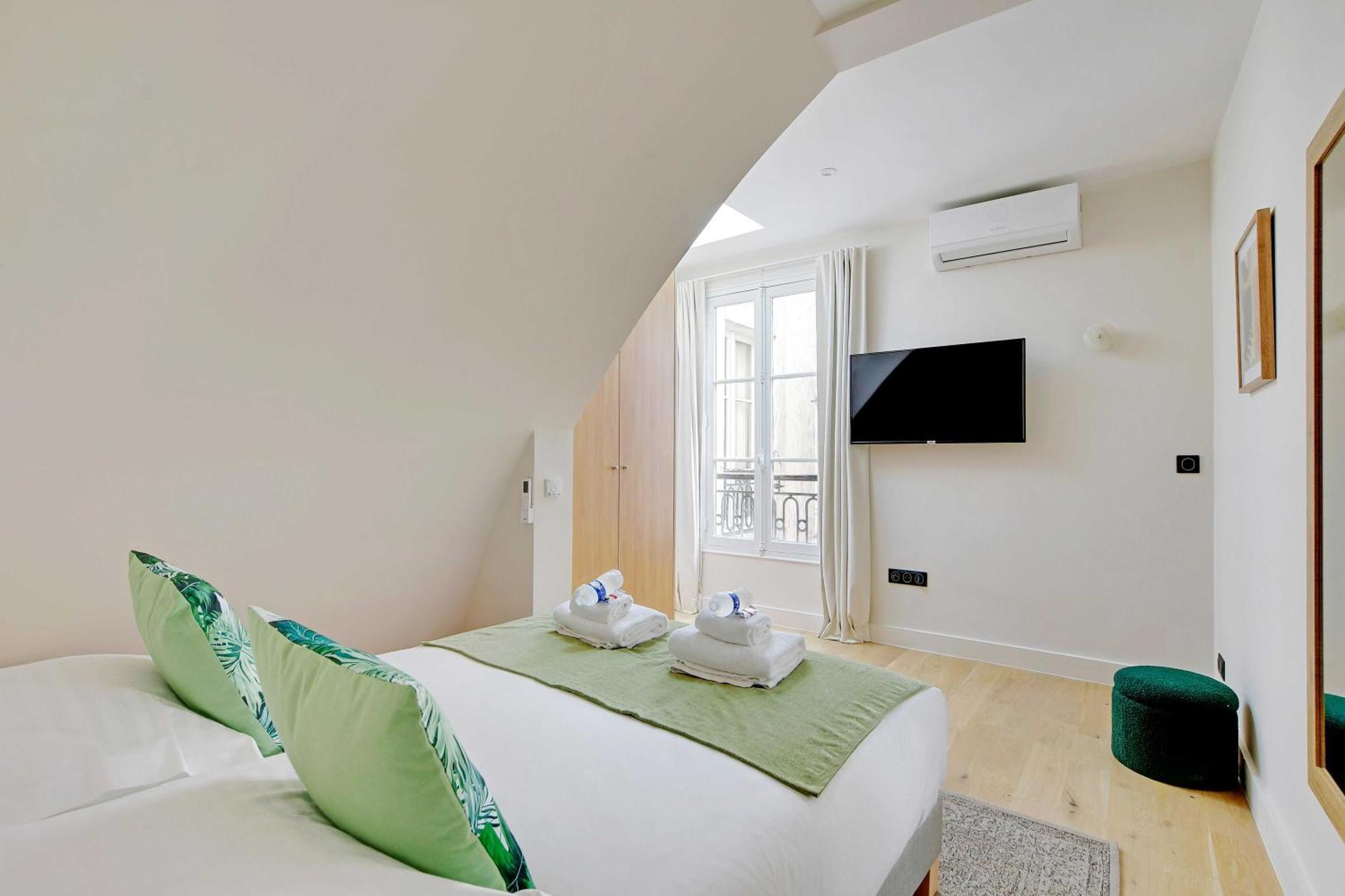 Appartamento A C 1br 2p - Saint-lazare Les Champs Elysee Parigi